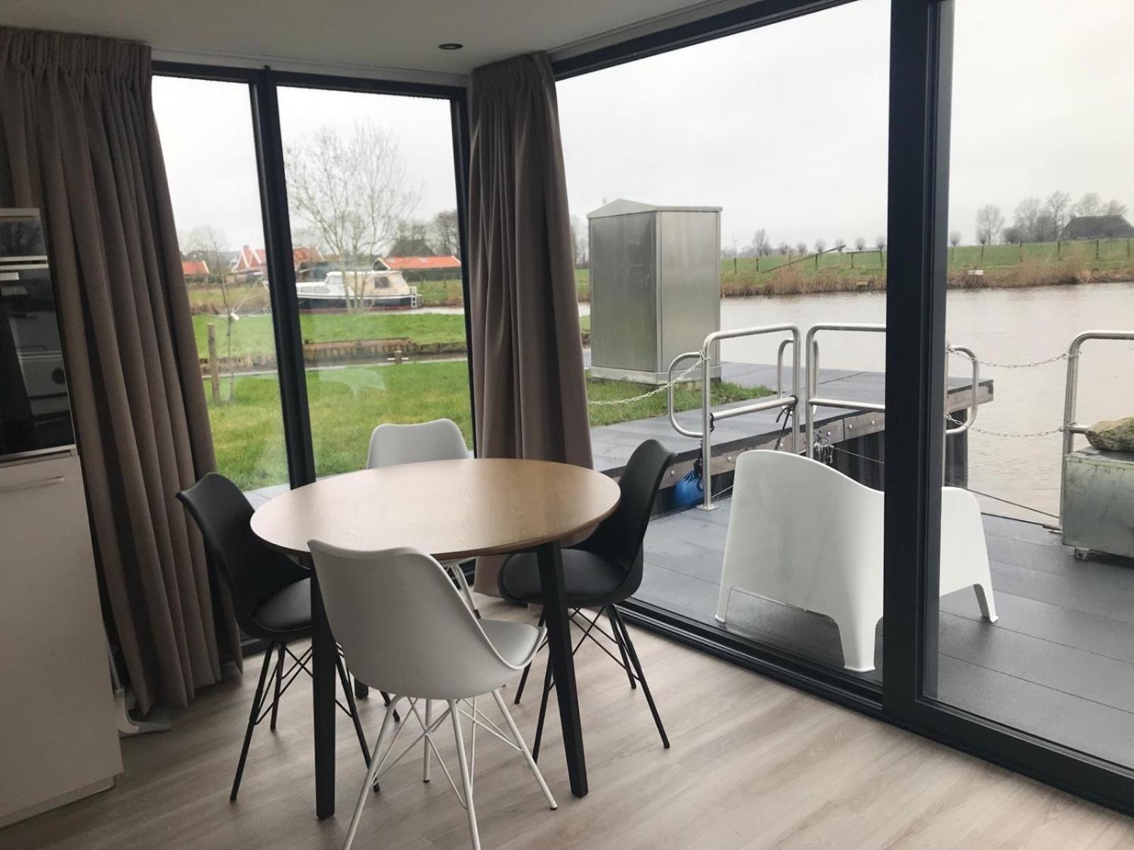 Uniek Overnachten In Een Tiny House Op De Appelhof Wommels ภายนอก รูปภาพ