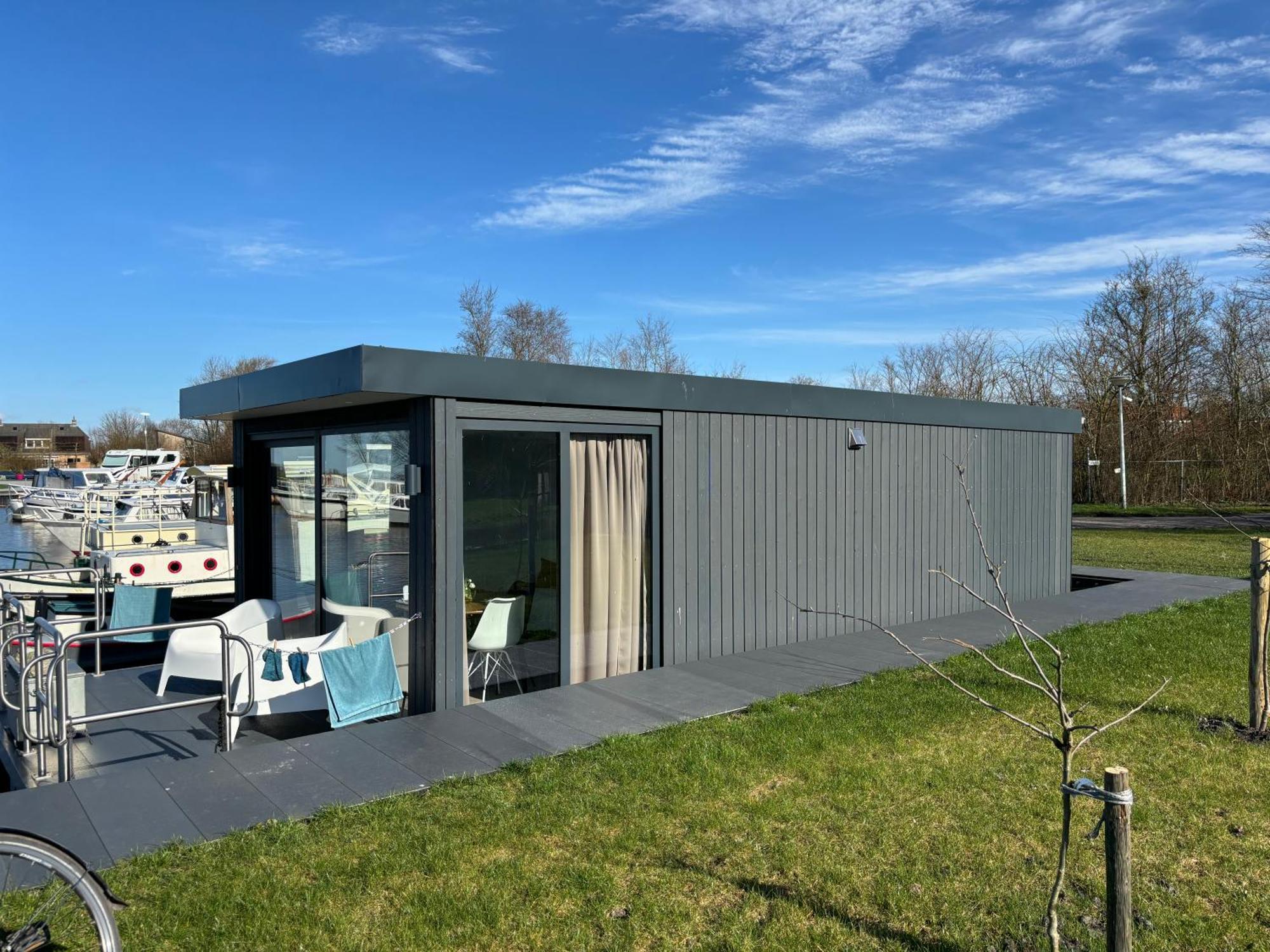 Uniek Overnachten In Een Tiny House Op De Appelhof Wommels ภายนอก รูปภาพ